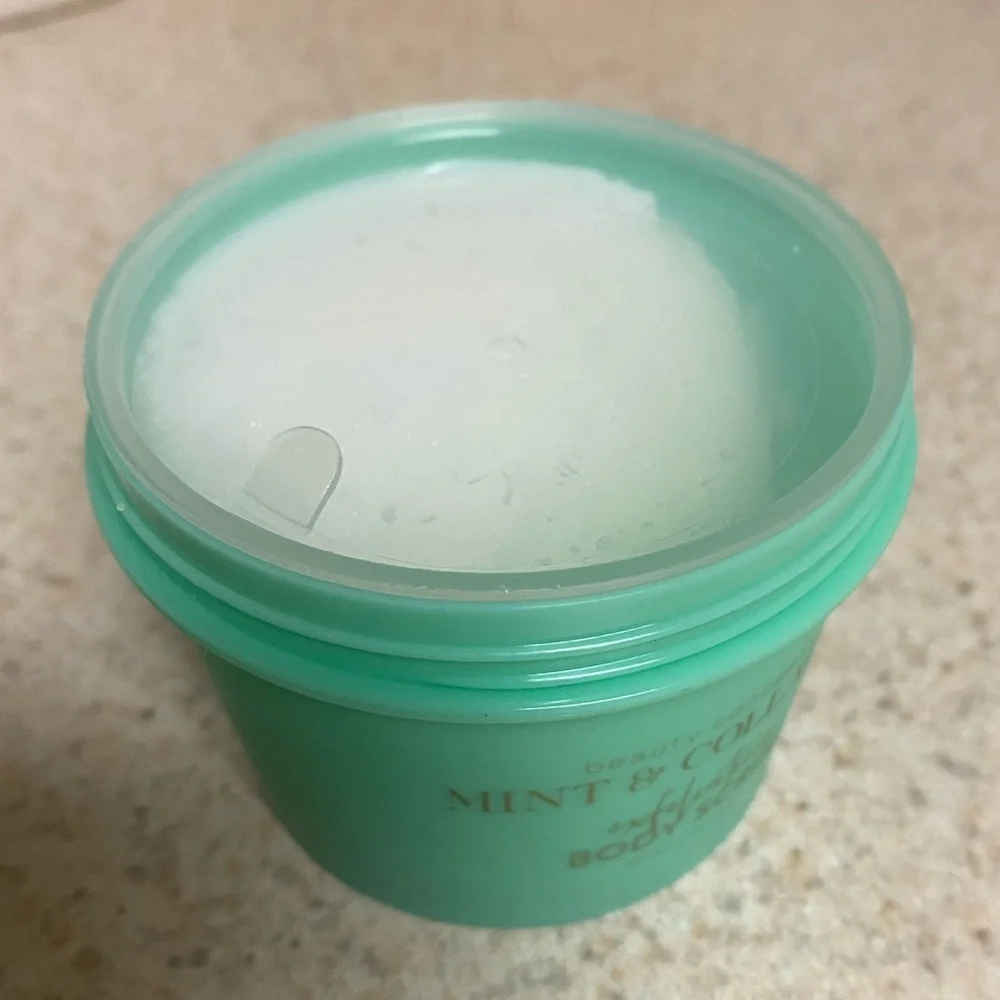 Beauty Concepts Mint & Collagen Exfoliating Body Scrub | New Sealed | 3.5 oz